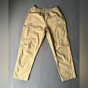 Nike Sportswear Cargo Joggers Men’s Size M Beige Woven Pants Drawstring
